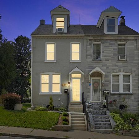 Rare City Home W/ Backyard Fire-Pit & Hottub 랭커스터 외부 사진